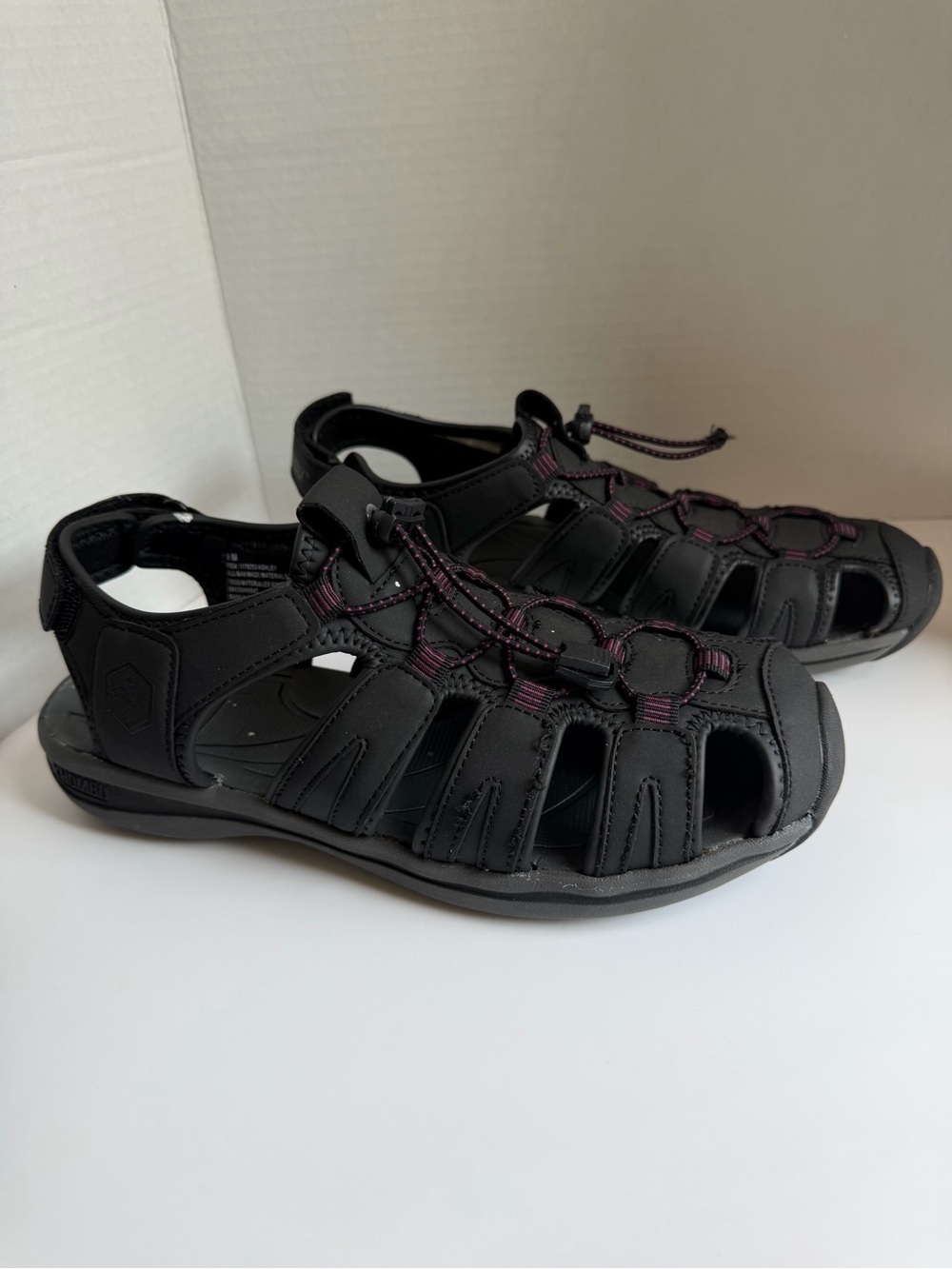 Khombu Ashley Womens Sport Sandals Black Adjustable Outdoor Hiking 9M